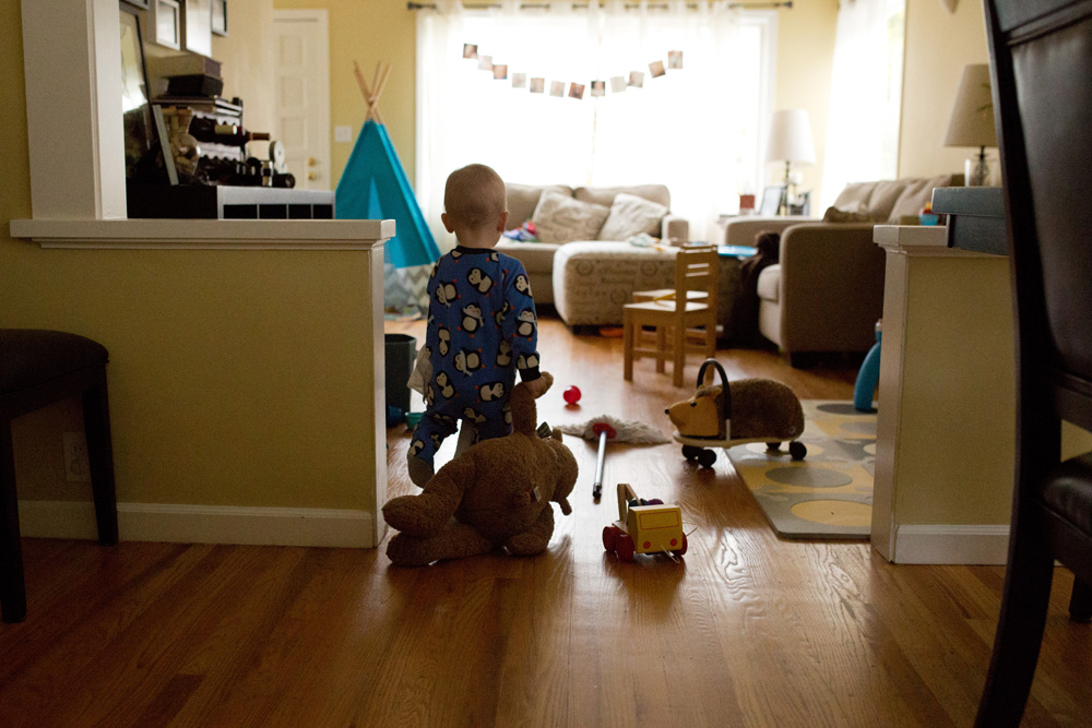 documentary family photography - toddler at home